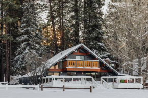 Little Pine Chalet - Walk to Slopes, Hot Tub, Ping Pong Big Bear Lake